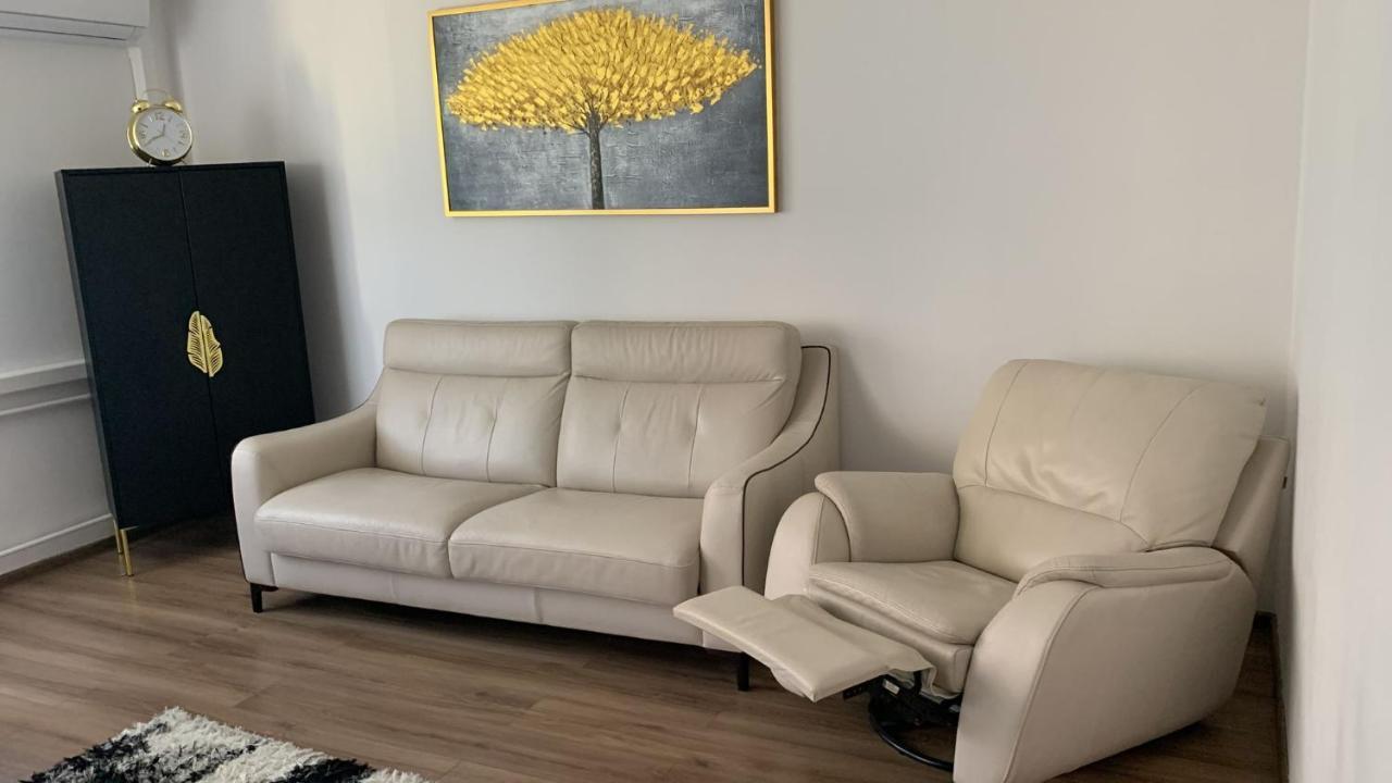 Golden Apartament Legionow Torun Exterior photo
